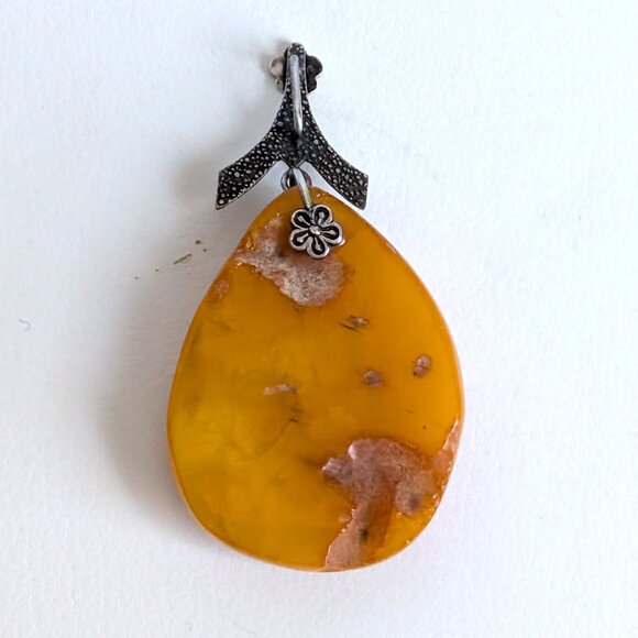 Vintage Russian USSR Silver Plated Melchior Butterscotch Egg Yolk Amber Pendant - Picture 6 of 7